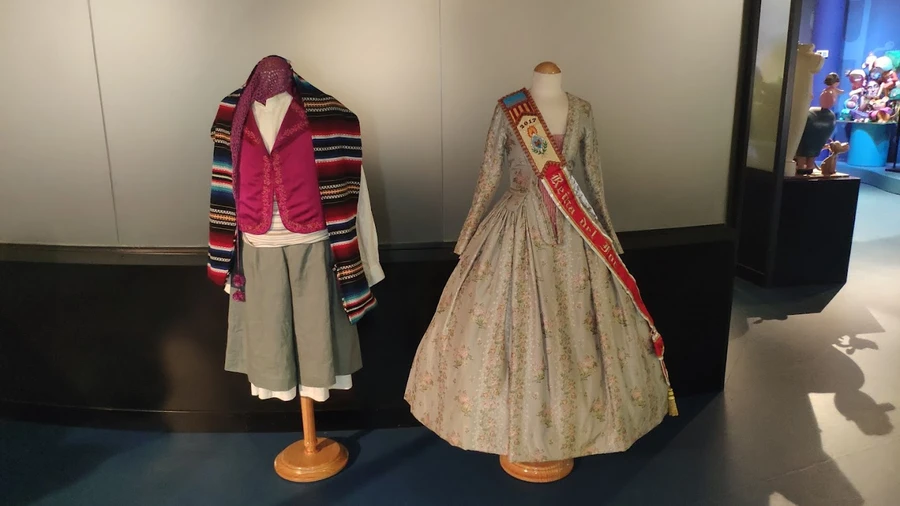 vestidos fallas museo faller
